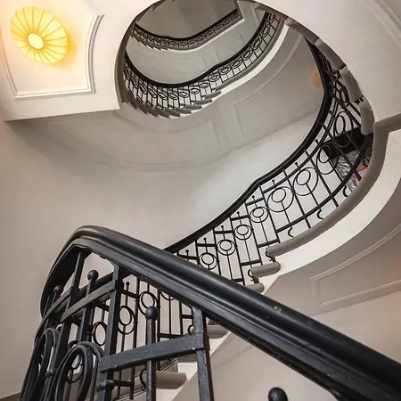 B68 7 Apartman